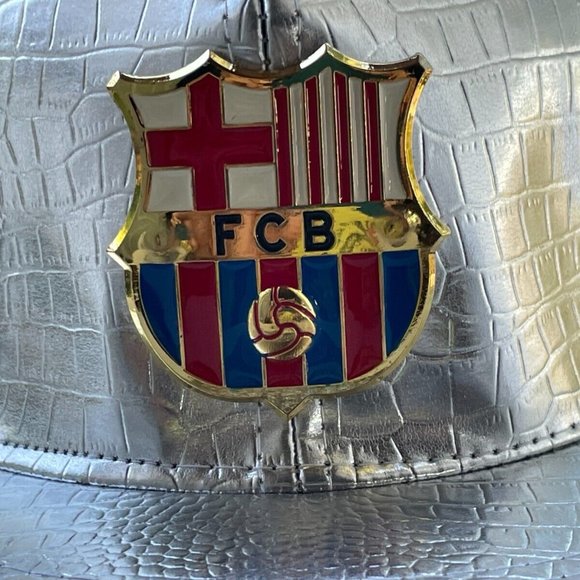 Men Hat Fashion Sport Cap Faux Leather Silver Tone Hat adjsutable - Picture 4 of 11